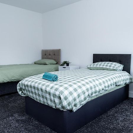 Spacious Ground Floor Apt Near Old Trafford Stadium Manchester Esterno foto